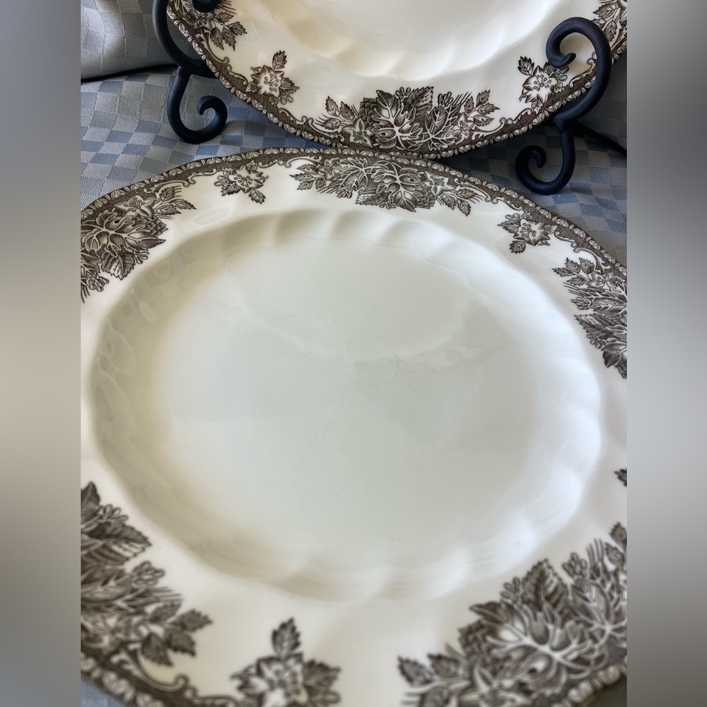 The Friendly Village by Johnson Brothers Salad Plates Made in England ๐ด๓ ง๓ ข๓ ฅ๓ ฎ๓ ง๓ ฟ - Picture 5 of 8